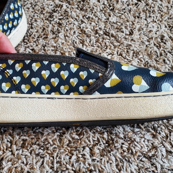 Shoes - Picture 7 of 7